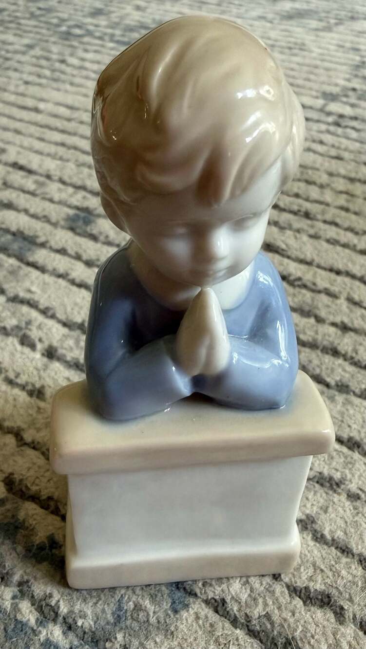 Vintage Roman Inc. Porcelain Kneeling Praying Boy Figurine, Made in Japan